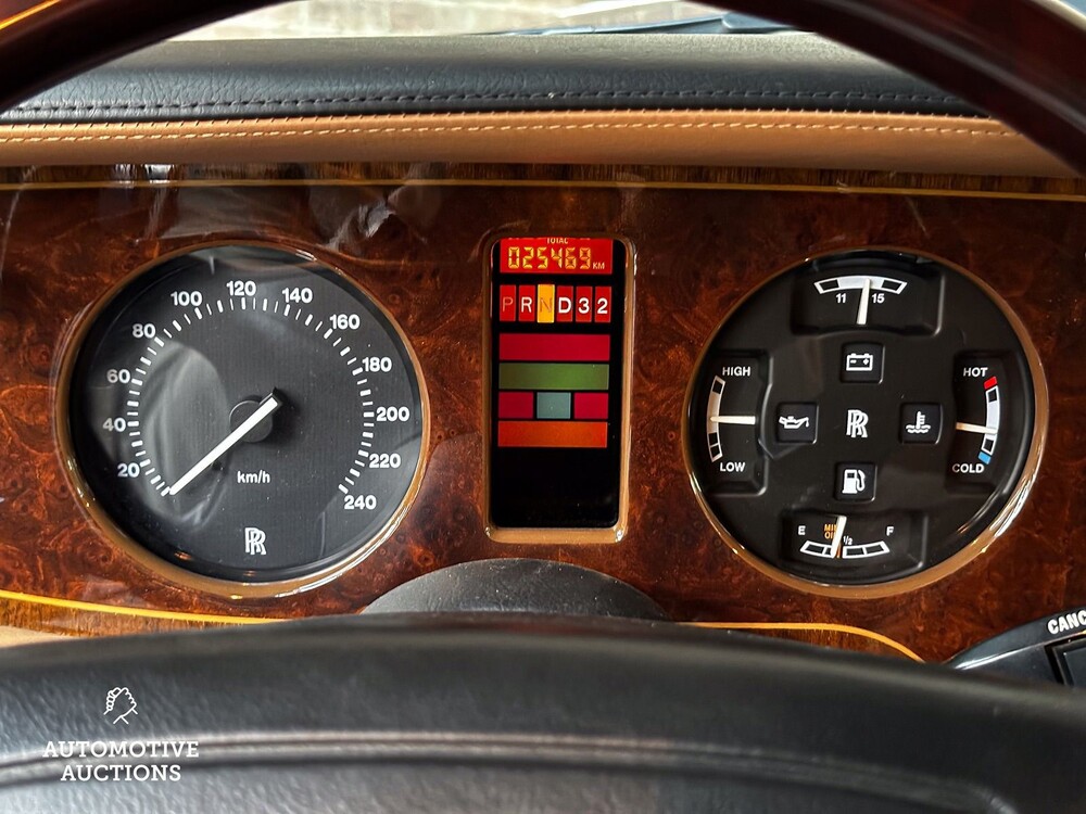 Rolls-Royce Silver Dawn 6.8 V8 249PS 1996