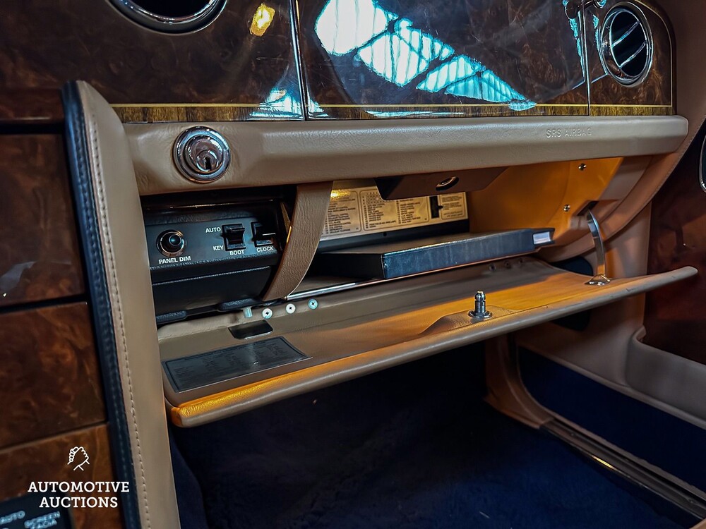 Rolls-Royce Silver Dawn 6.8 V8 249PS 1996