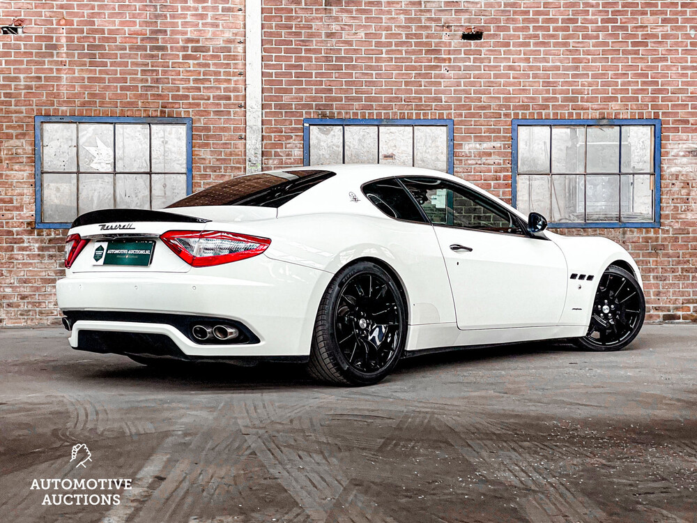 Maserati GranTurismo 4.2 V8 405hp 2008