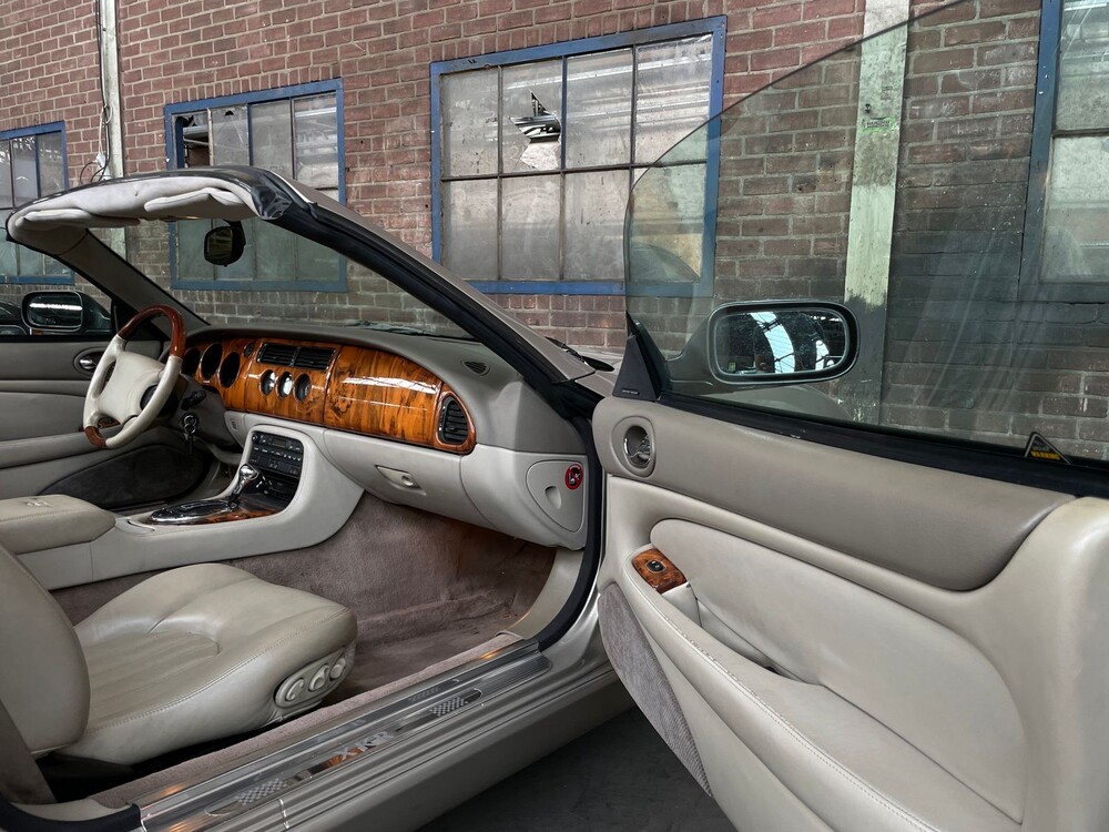 Jaguar XK8 4.0 V8 Convertible 284hp 1997, 95-SR-DX