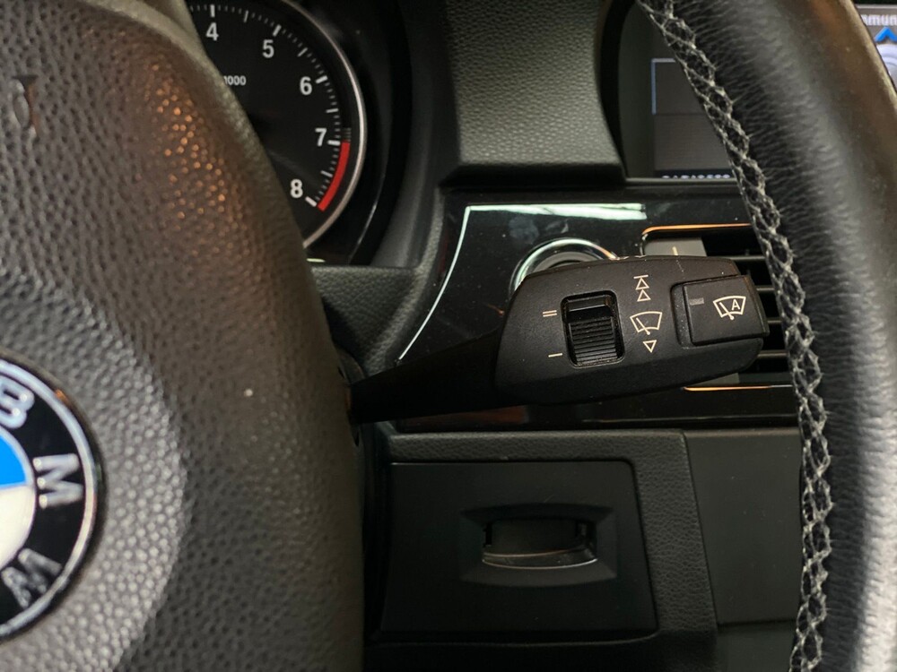 BMW 325i Coupe E92 Introduction 3-Series 218hp 2006 -Orig NL-, 04-TK-KL -Youngtimer-