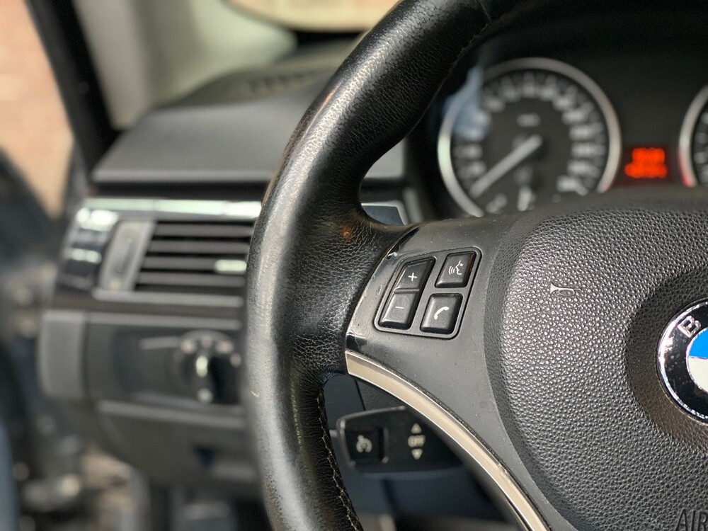 BMW 325i Coupe E92 Introduction 3-Series 218hp 2006 -Orig NL-, 04-TK-KL -Youngtimer-