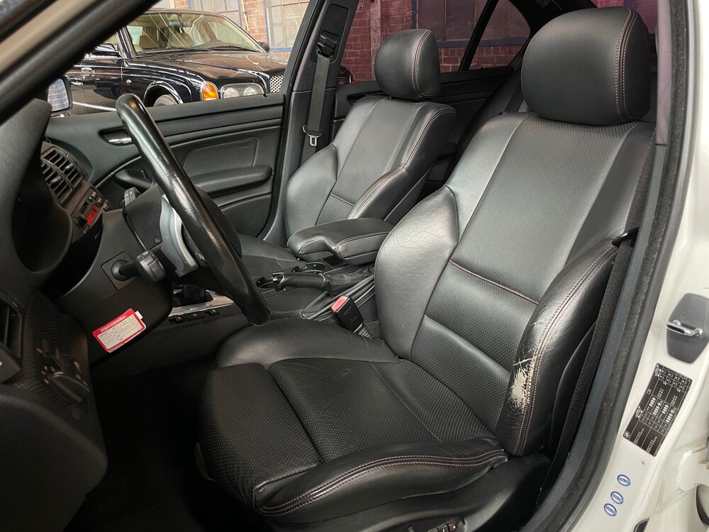 BMW 330i M-Sport Executive E46 SMG 231hp 2003 -Youngtimer-