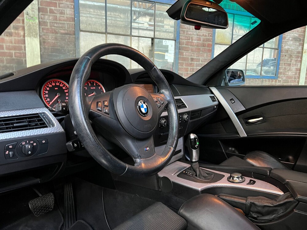 BMW 530i M-Sport E60 -Youngtimer- 231hp 2004 5-series