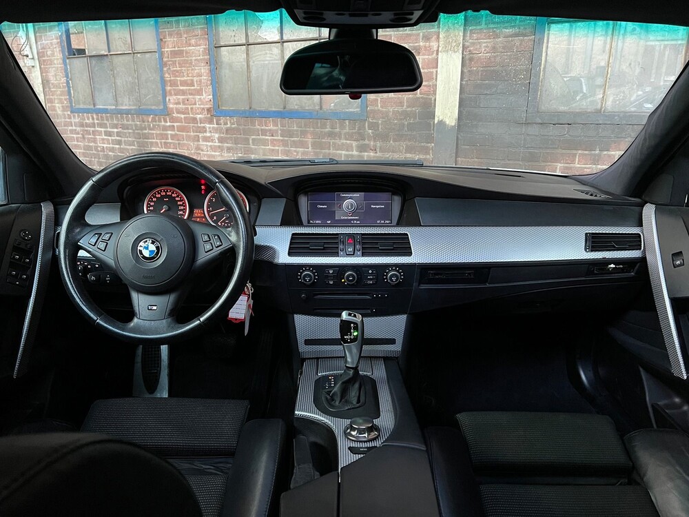 BMW 530i M-Sport E60 -Youngtimer- 231hp 2004 5-series