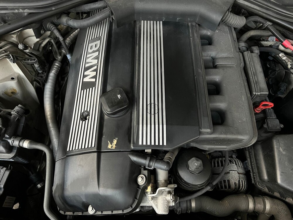 BMW 530i M-Sport E60 -Youngtimer- 231hp 2004 5-series