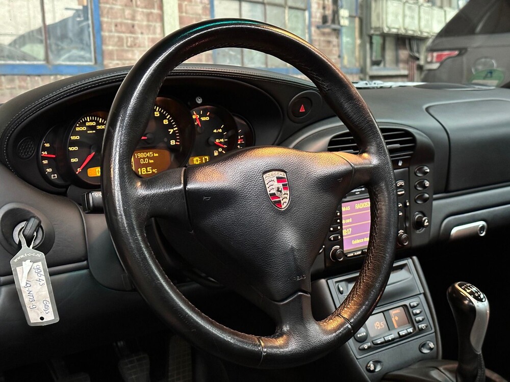 Porsche 911 996.2 Coupé Carrera 4S 3.6 -Manual- 320hp 2002, 49-NTB-9