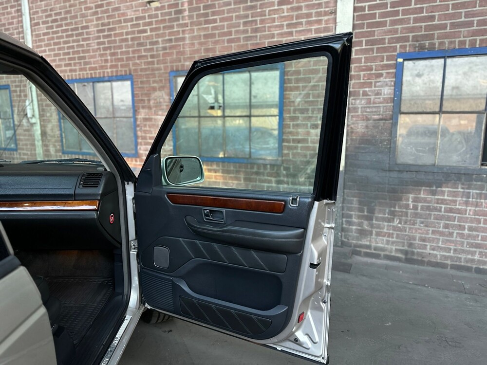 Land Rover Range Rover 4.6 HSE Autobiography 226hp 1999, 24-DF-RT