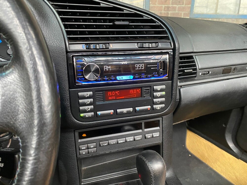 BMW 320i Executive E36 3-series Cabrio 150hp 1998 -Orig. EN- TP-BN-25 - Youngtimer-