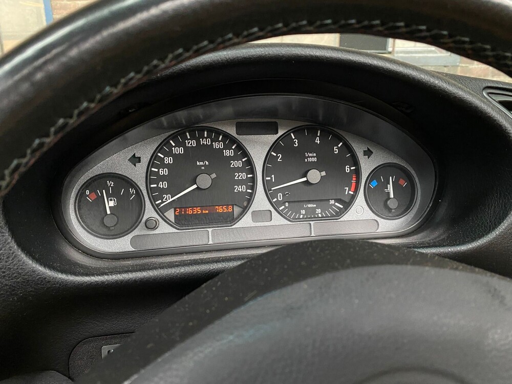 BMW 320i Executive E36 3-series Cabrio 150hp 1998 -Orig. EN- TP-BN-25 - Youngtimer-