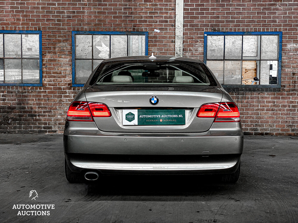 BMW 320i Coupe 163hp 3-Series 2007