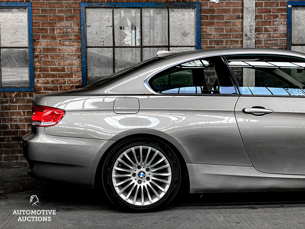 BMW 320i Coupe 163hp 3-Series 2007