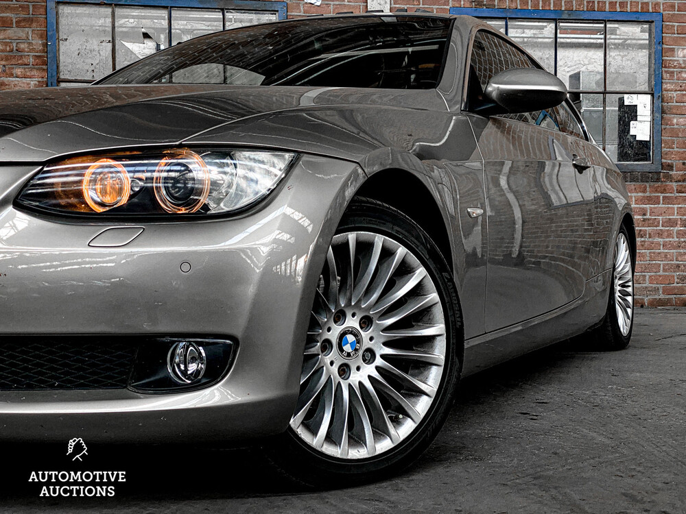 BMW 320i Coupe 163hp 3-Series 2007