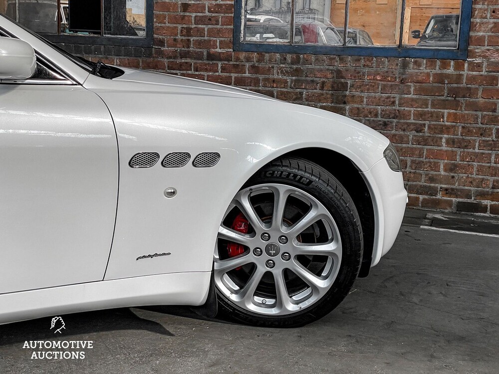 Maserati Quattroporte 4.2 V8 400hp 2007 -Youngtimer- ZF