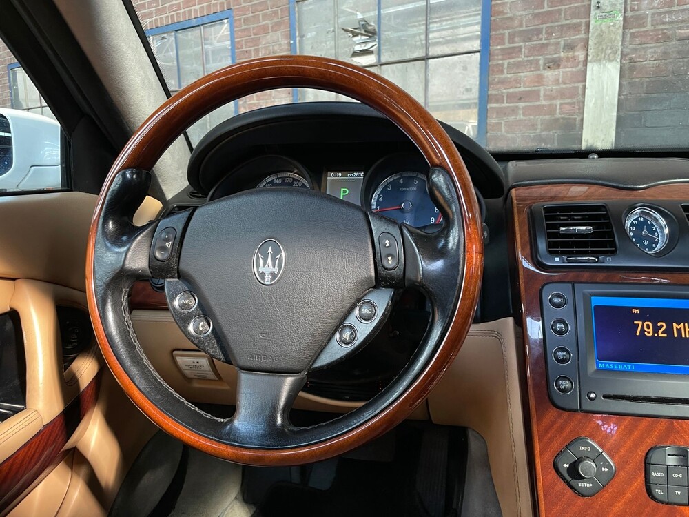 Maserati Quattroporte 4.2 V8 400hp 2007 -Youngtimer- ZF