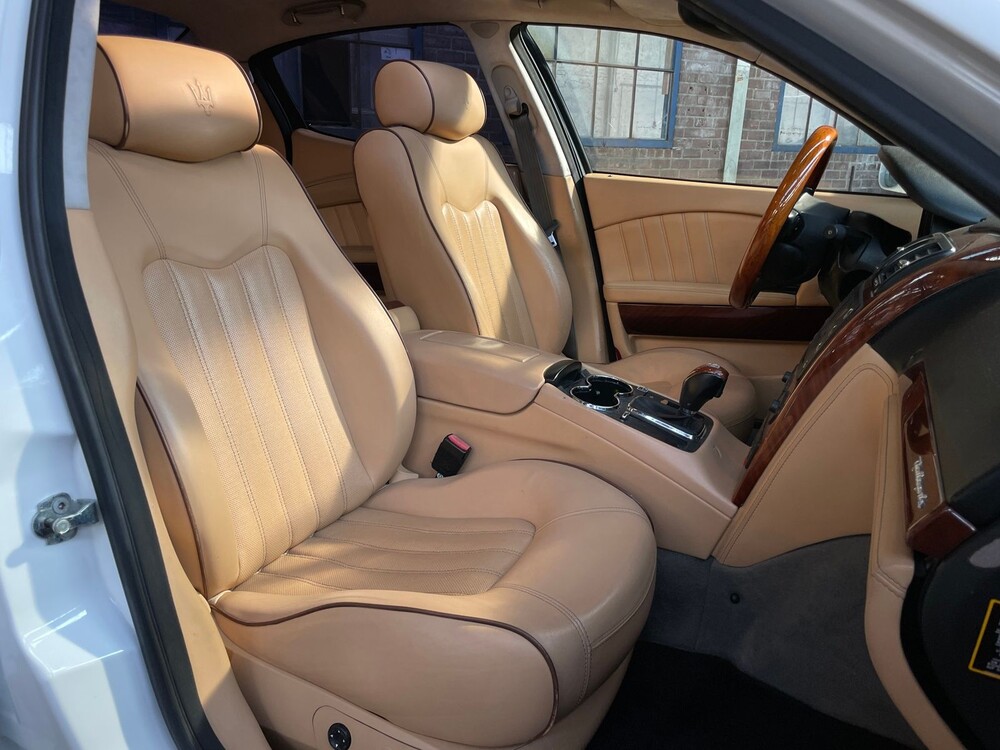 Maserati Quattroporte 4.2 V8 400hp 2007 -Youngtimer- ZF