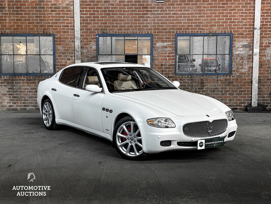 Maserati Quattroporte 4.2 V8 400PS 2007 -Youngtimer- ZF