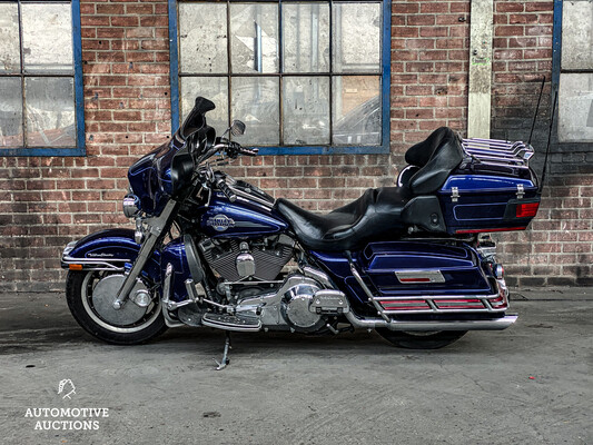 Harley-Davidson FLHT Electra Glide Ultra Classic Motorcycle Cruiser