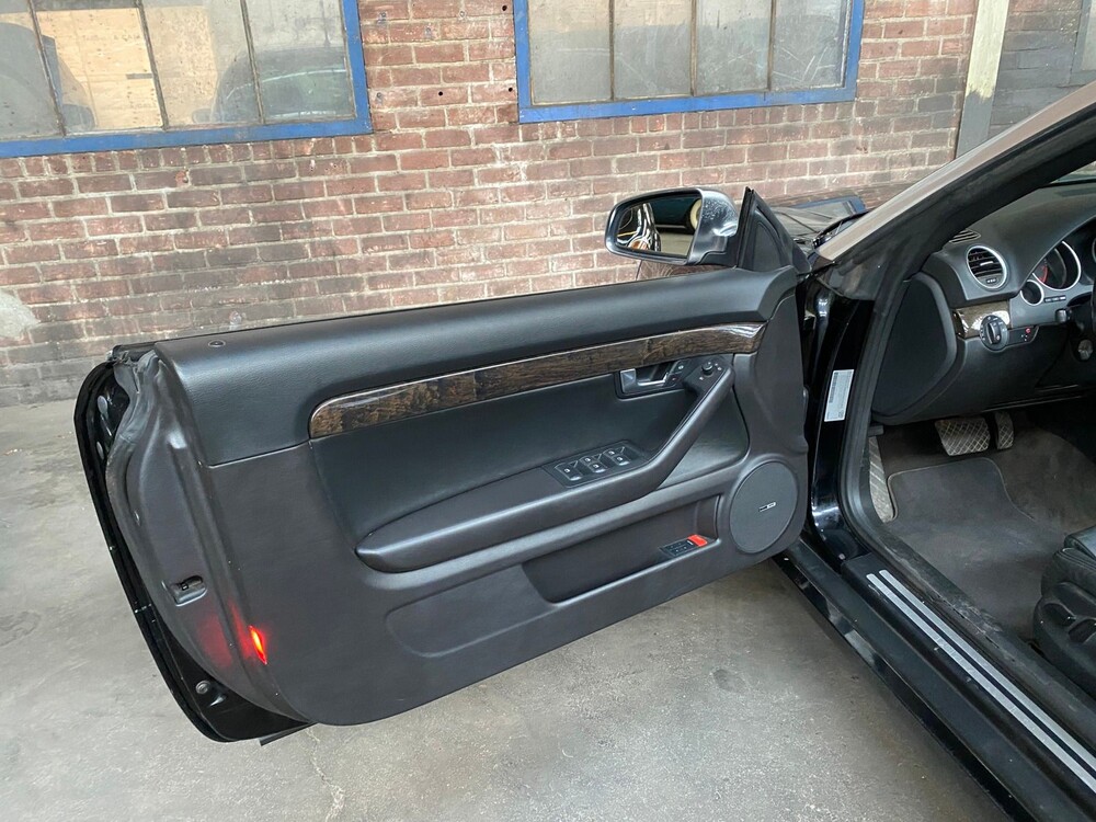 Audi S4 Cabriolet 4.2 V8 344hp 2005 -Youngtimer-