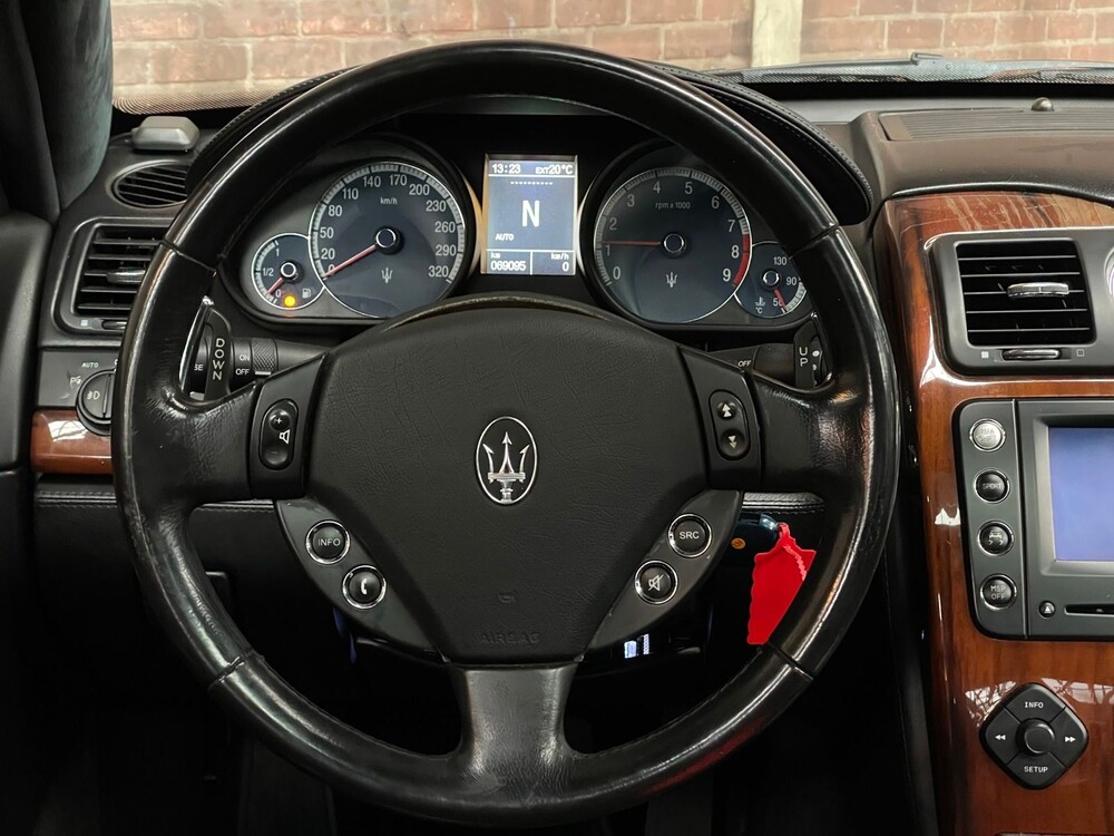 Maserati Quattroporte 4.2 V8 Duo Select 400hp 2005, S-320-KV Youngtimer