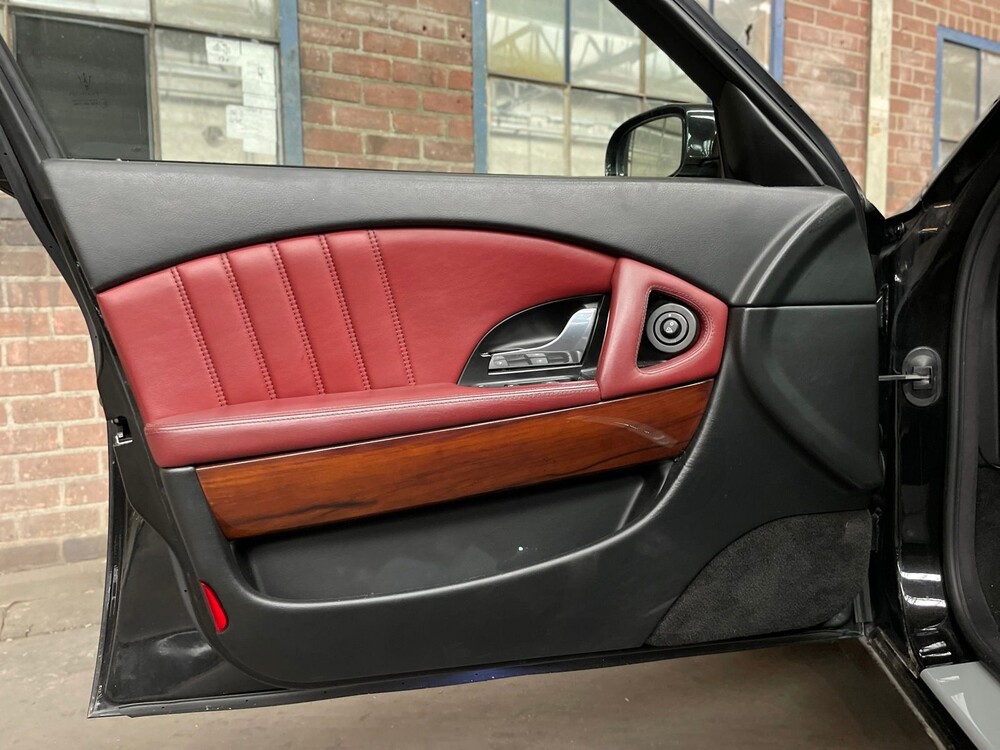 Maserati Quattroporte 4.2 V8 Duo Select 400hp 2005, S-320-KV Youngtimer