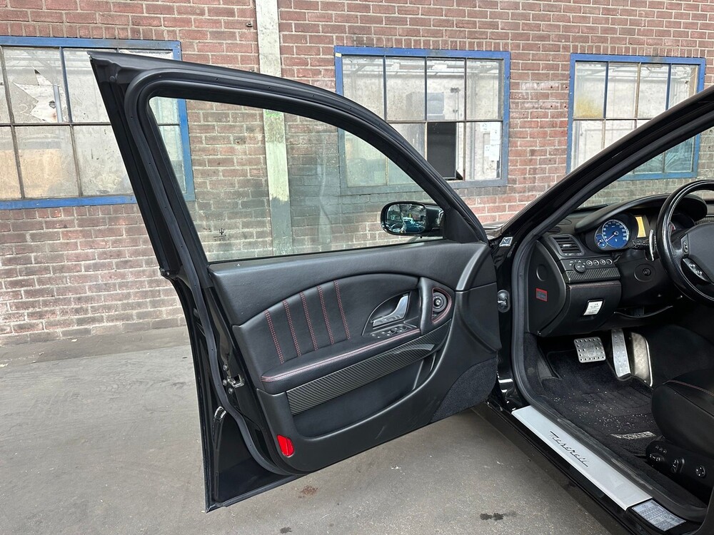 Maserati Quattroporte 4.2 V8 Sport GT 401hp ZF -Youngtimer-