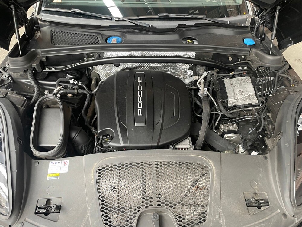 Porsche Macan Neues Modell 245PS 2019, J-370-JS