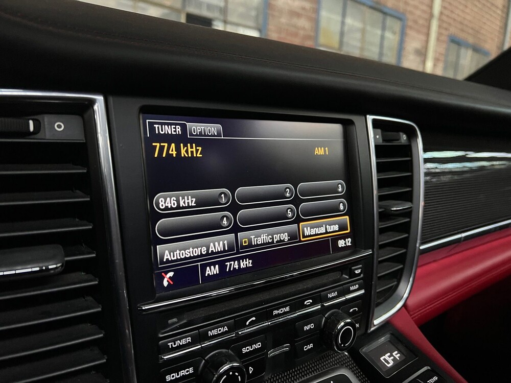 Porsche Panamera GTS 4.8 V8 441PS FACELIFT CARBON Sport-Chrono 2013, L-906-XR