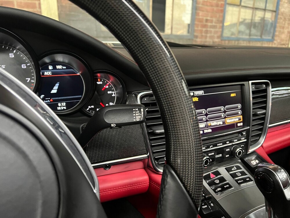 Porsche Panamera GTS 4.8 V8 441PS FACELIFT CARBON Sport-Chrono 2013, L-906-XR
