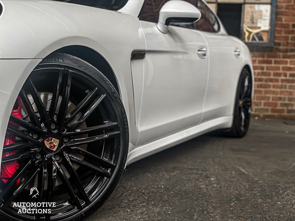 Porsche Panamera GTS 4.8 V8 441PS FACELIFT CARBON Sport-Chrono 2013, L-906-XR