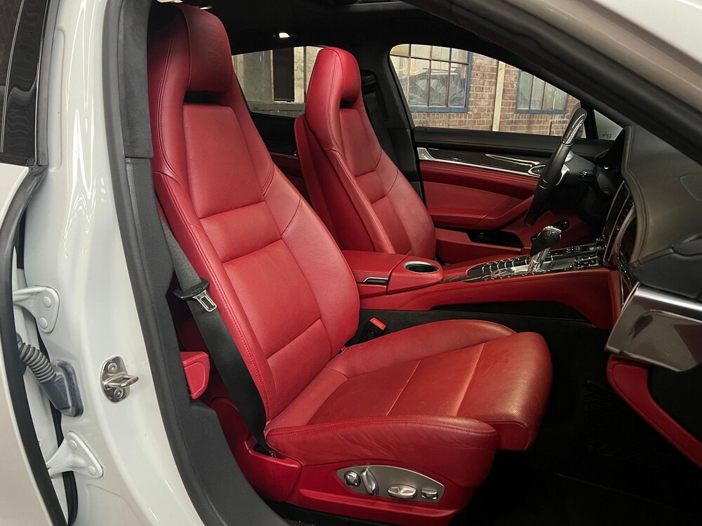 Porsche Panamera GTS 4.8 V8 441PS FACELIFT CARBON Sport-Chrono 2013, L-906-XR