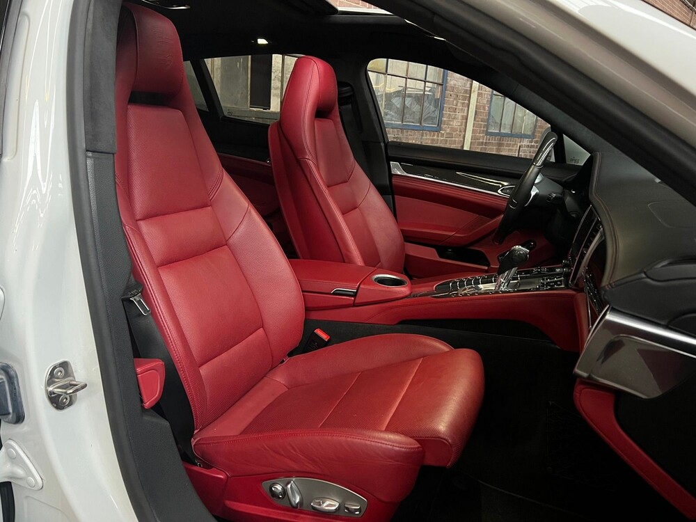 Porsche Panamera GTS 4.8 V8 441PS FACELIFT CARBON Sport-Chrono 2013, L-906-XR