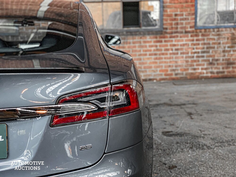 Tesla Model S 85 Base -FREE LIFETIME CHARGING TESLA- 275PS 2013 -Orig, NL-, 4-SPG-64