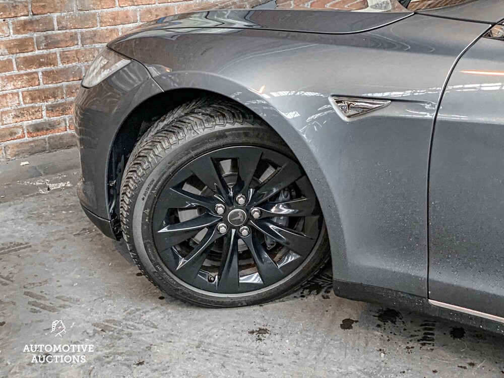Tesla Model S 85 Base -FREE LIFETIME CHARGING TESLA- 275PS 2013 -Orig, NL-, 4-SPG-64