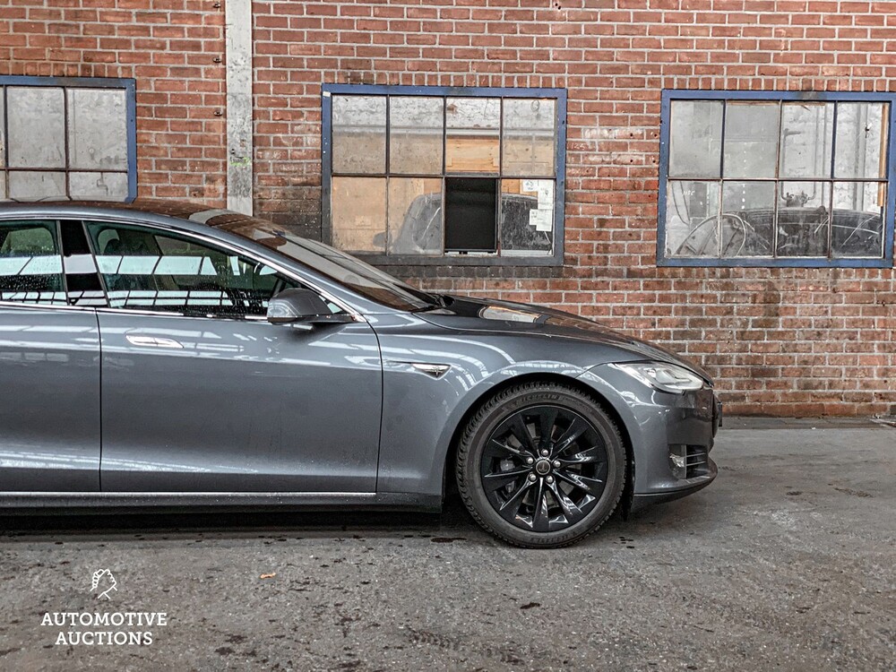 Tesla Model S 85 Base -FREE LIFETIME CHARGING TESLA- 275PS 2013 -Orig, NL-, 4-SPG-64
