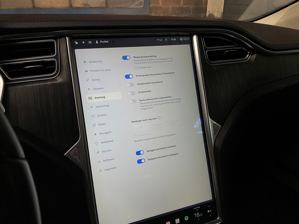 Tesla Model S 85 Base -FREE LIFETIME CHARGING TESLA- 275PS 2013 -Orig, NL-, 4-SPG-64
