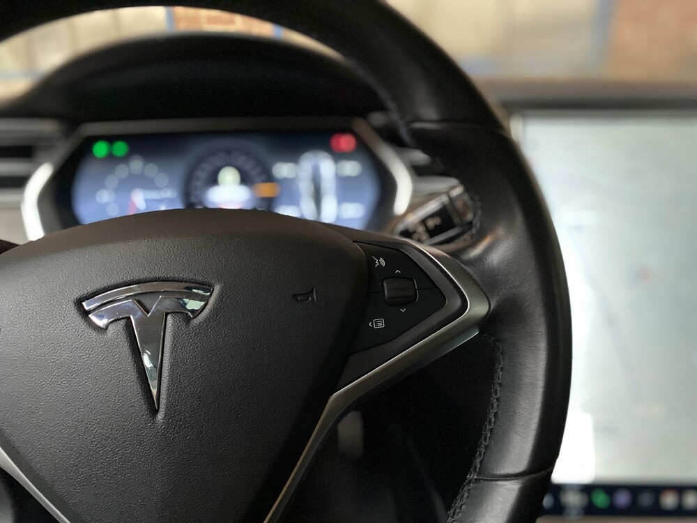 Tesla Model S 85 Base -FREE LIFETIME CHARGING TESLA- 275PS 2013 -Orig, NL-, 4-SPG-64