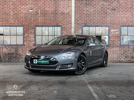 Tesla Model S 85 Base -FREE LIFETIME CHARGING TESLA- 275hp 2013 -Orig, NL-, 4-SPG-64