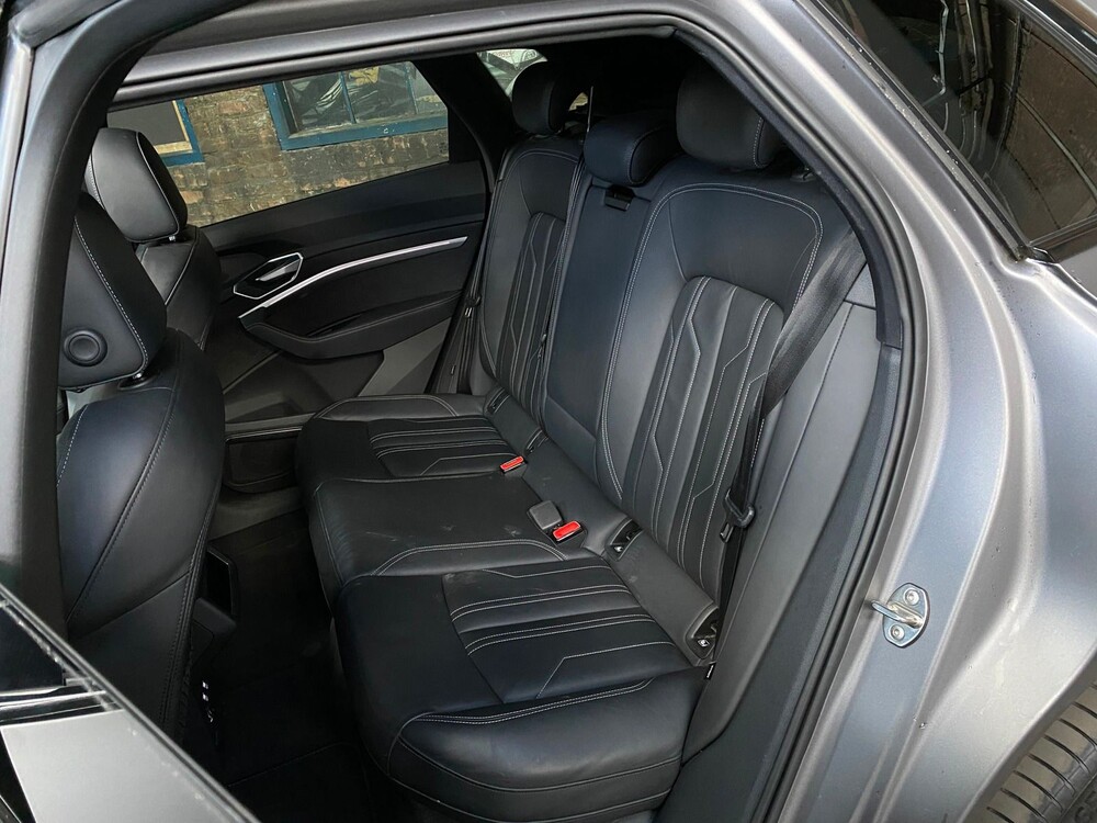 Audi e-tron 55 Quattro Edition-One advanced 95 kWh 360PS 2019 -orig. NL-, G-489-BX