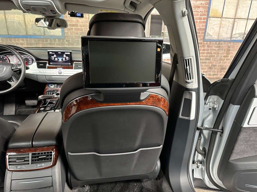 Audi A8 Lang 4.0 TFSI V8 435PS 2013