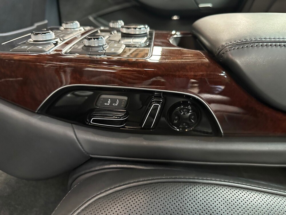 Audi A8 Lang 4.0 TFSI V8 435PS 2013