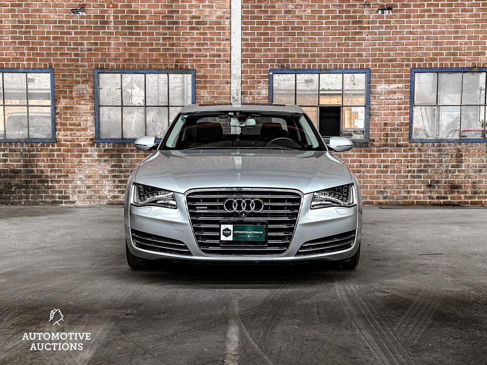 Audi A8 Lang 4.0 TFSI V8 435PS 2013
