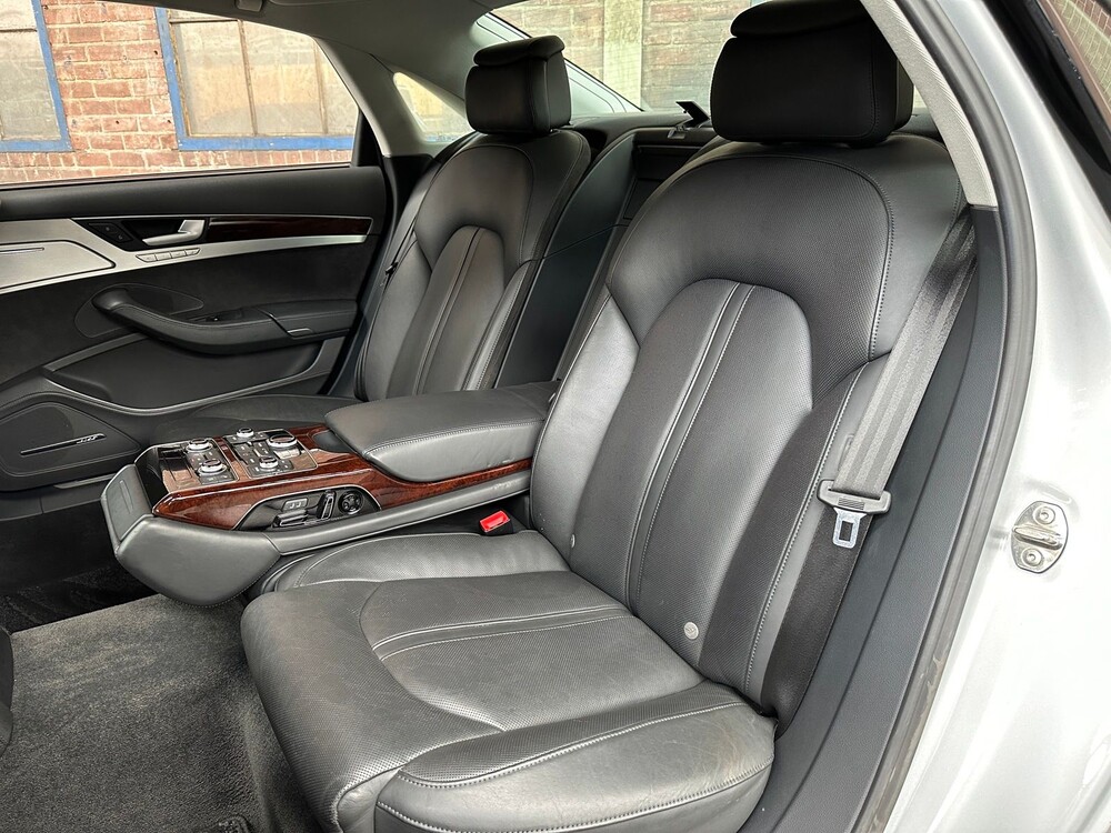 Audi A8 Lang 4.0 TFSI V8 435PS 2013