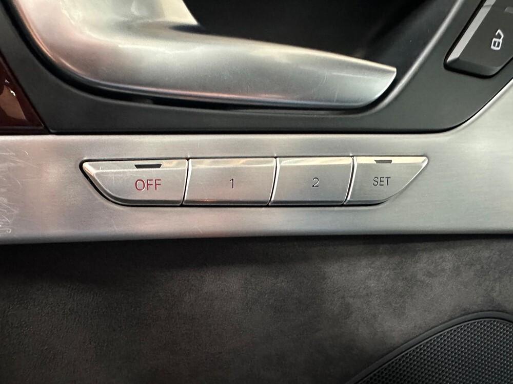 Audi A8 Lang 4.0 TFSI V8 435PS 2013