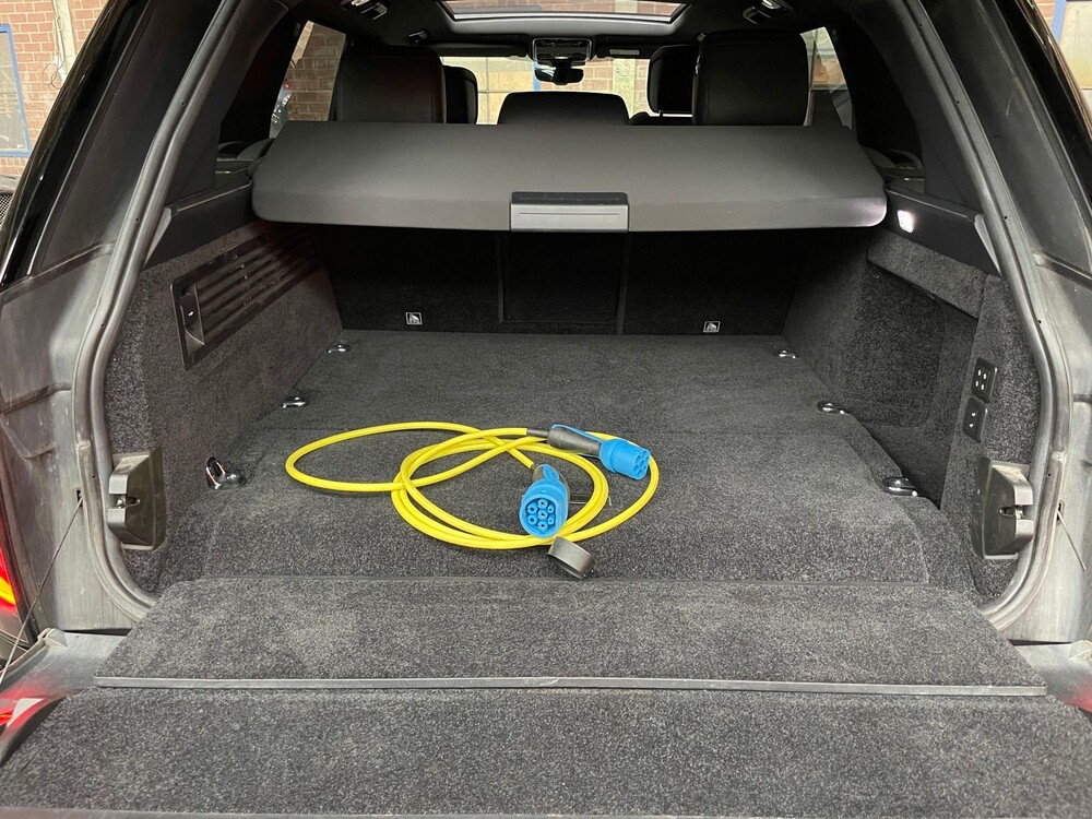 Land Rover Range Rover P400e LWB Vogue 404PS Facelift Plug-in Hybrid 2019 ORG-NL, XJ-426-S