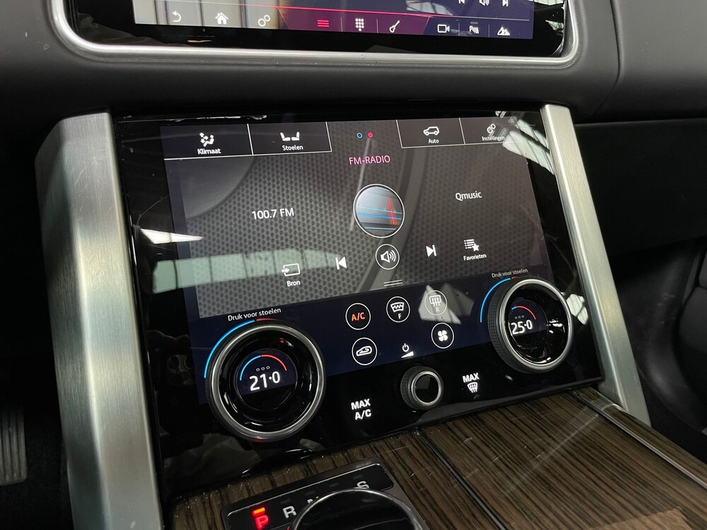 Land Rover Range Rover P400e LWB Vogue 404PS Facelift Plug-in Hybrid 2019 ORG-NL, XJ-426-S