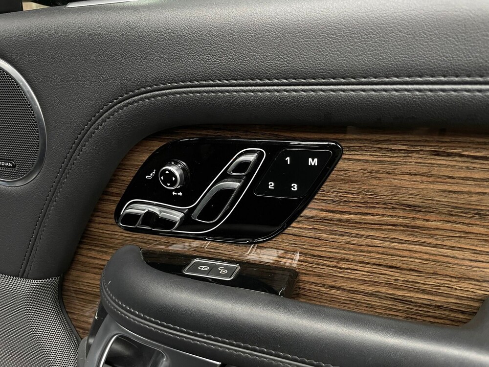 Land Rover Range Rover P400e LWB Vogue 404PS Facelift Plug-in Hybrid 2019 ORG-NL, XJ-426-S