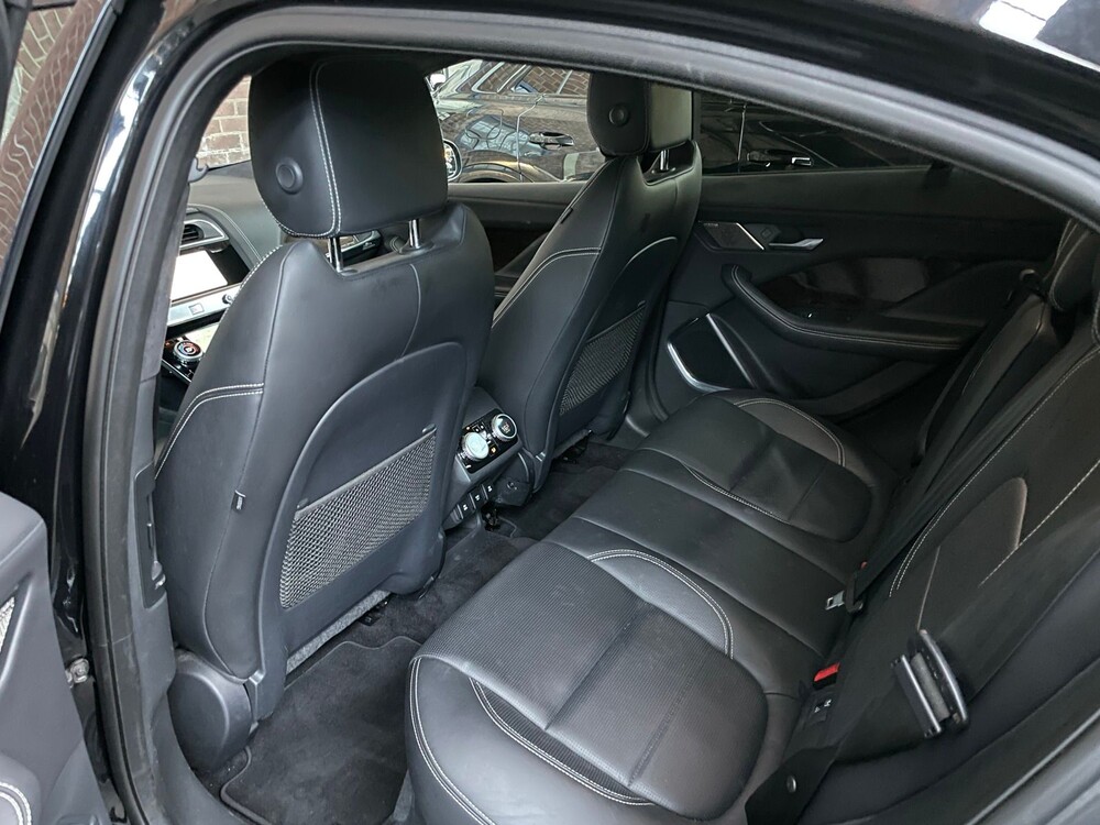 Jaguar I-PACE EV400 First Edition 90 kWh CARBON Black-Pack 400pk 2018 -Orig. NL-, XF-099-Z