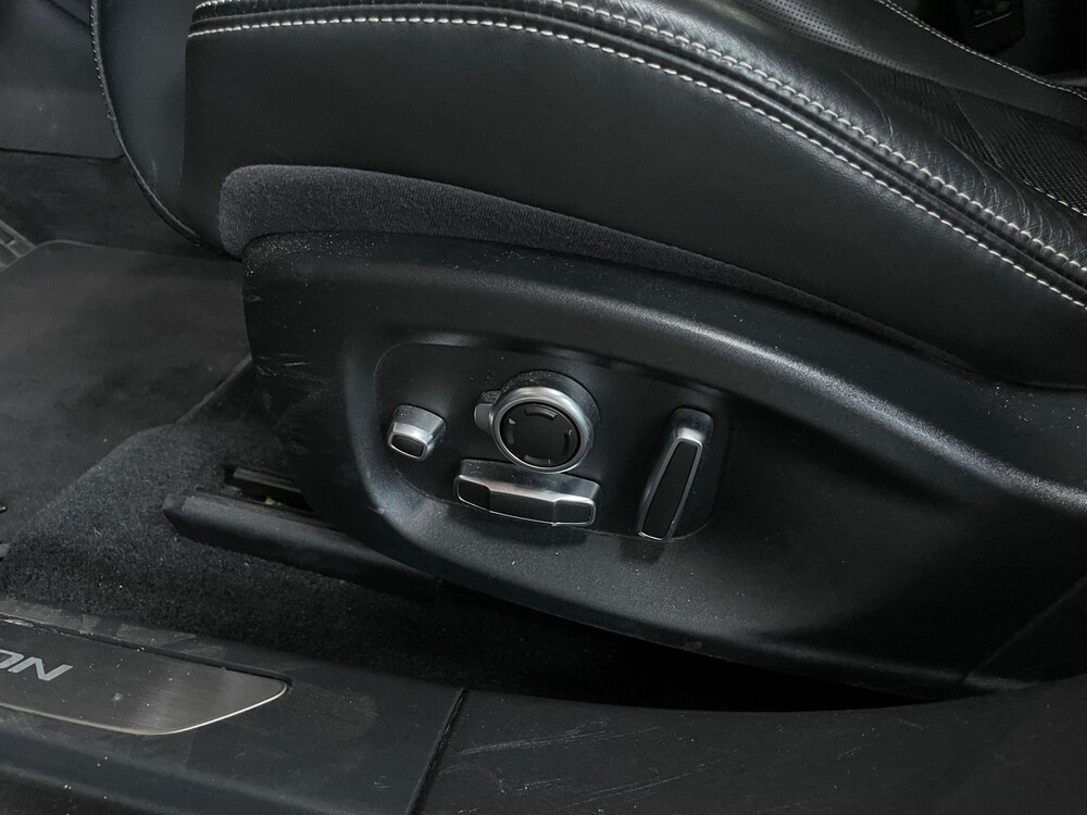 Jaguar I-PACE EV400 First Edition 90 kWh CARBON Black-Pack 400pk 2018 -Orig. NL-, XF-099-Z