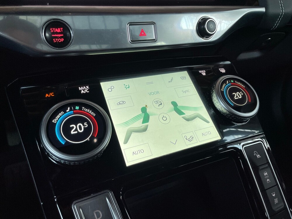 Jaguar I-PACE EV400 First Edition 90 kWh CARBON Black-Pack 400pk 2018 -Orig. NL-, XF-099-Z